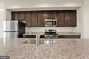 3970 Shire Meadow Ln, Triangle, VA 22172 - Photo 14