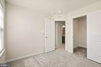 3970 Shire Meadow Lane, Triangle, VA 22172 - Photo 32