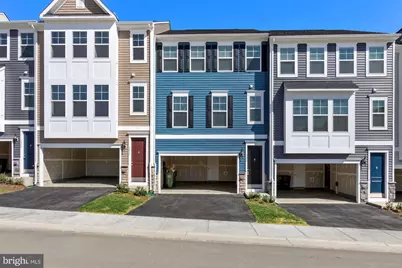 3970 Shire Meadow Lane, Triangle, VA 22172 - Photo 4