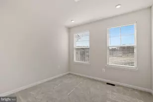 3970 Shire Meadow Ln, Triangle, VA 22172 - Photo 30