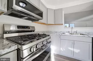 16828 Toms River Loop, Dumfries, VA 22026 - Photo 10