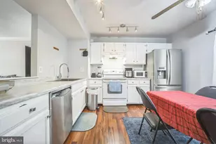 15198 Wentwood Ln, Woodbridge, VA 22191 - Photo 16