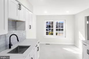 14829 Emberdale Dr, Woodbridge, VA 22193 - Photo 20