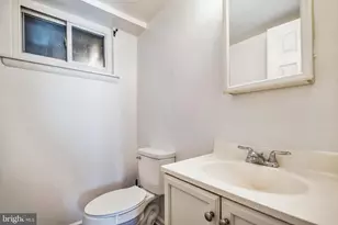 13426 Greenacre Dr, Woodbridge, VA 22191 - Photo 24