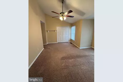 4221 Devonwood Way, Woodbridge, VA 22192 - Photo 14