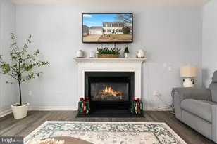 9819 Pear Tree Ct, Bristow, VA 20136 - Photo 6