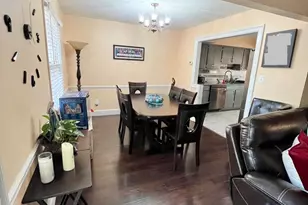 7515 Todd Pl, Manassas, VA 20109 - Photo 2