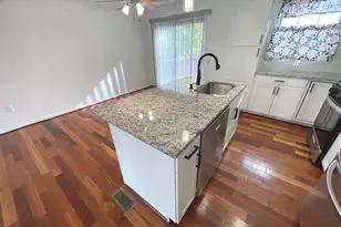 5597 Shannon Ct, Woodbridge, VA 22193 - Photo 10