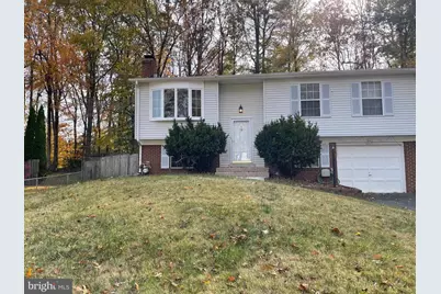 5597 Shannon Court, Woodbridge, VA 22193 - Photo 2