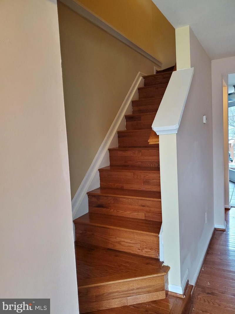 16953 Monmouth Ct, Dumfries, VA 22026-3253