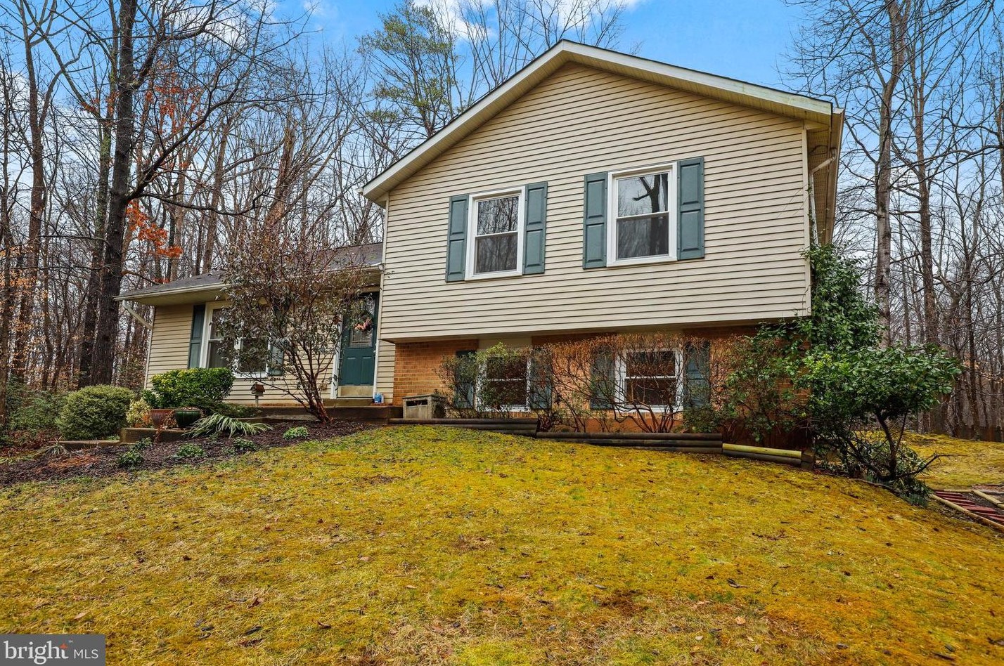 12211 Larch Ln, Manassas, VA 20112-3538