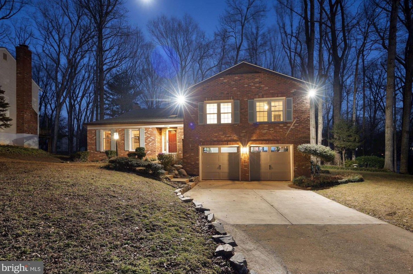4665 Timber Ridge Dr, Dumfries, VA 22025-1059