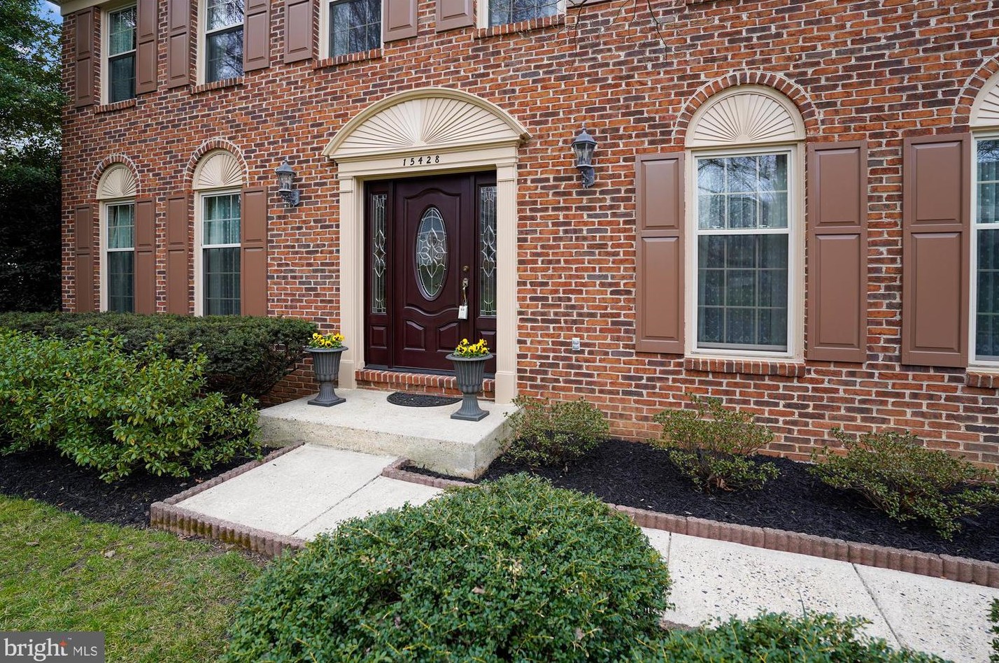 15428 Silvan Glen Dr, Dumfries, VA 22025-1012