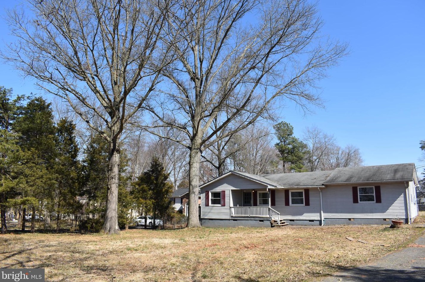 7453 Boundary Ave, Manassas, VA 20111-1534
