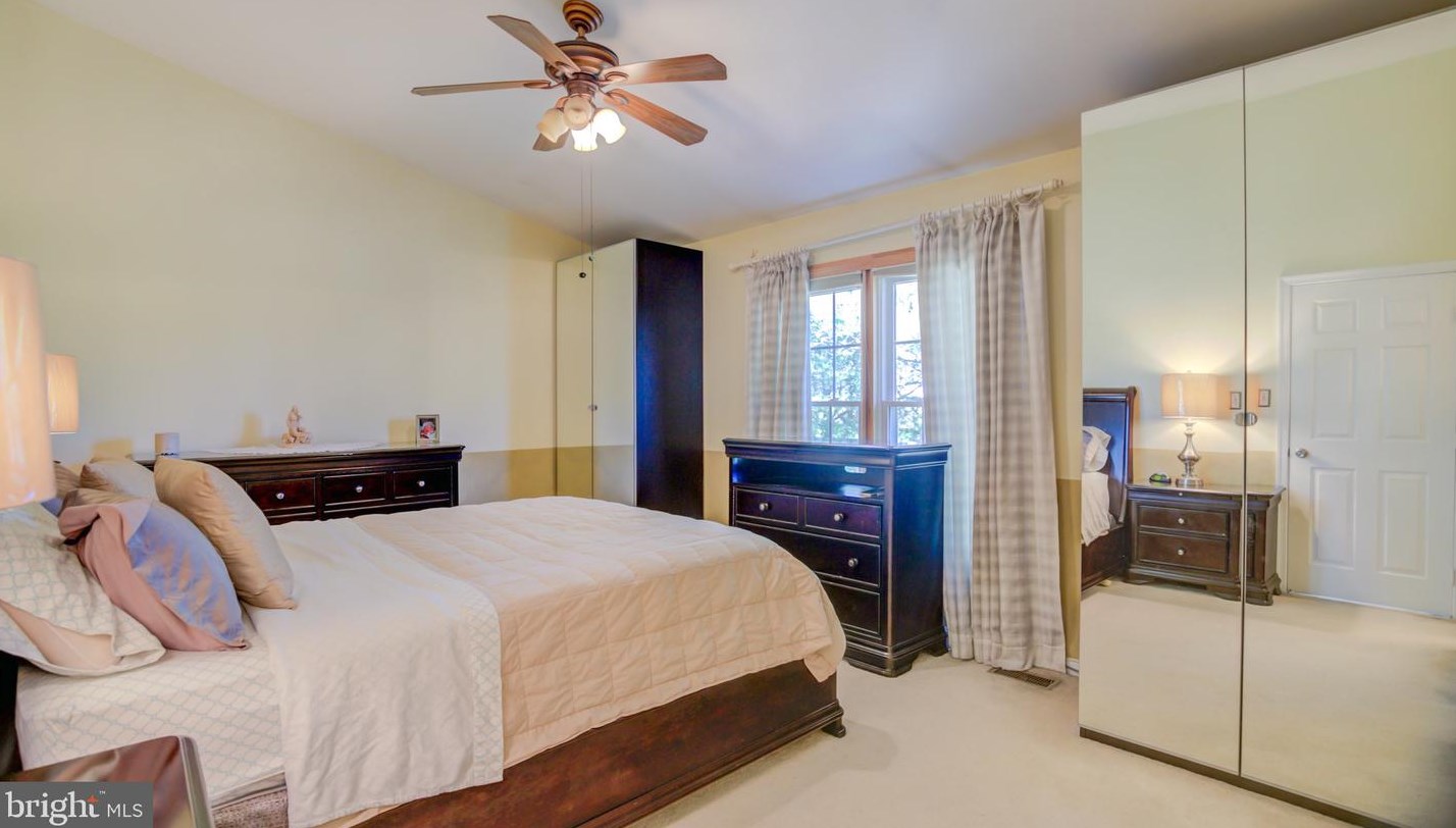 14467 Whisperwood Ct, Dumfries, VA 22025-1133