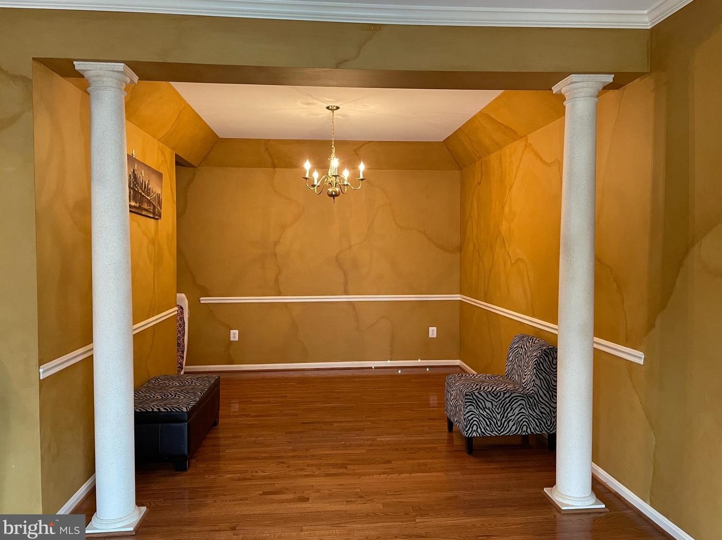 8303 Leighlex Ct, Manassas VA  20111-5267 exterior