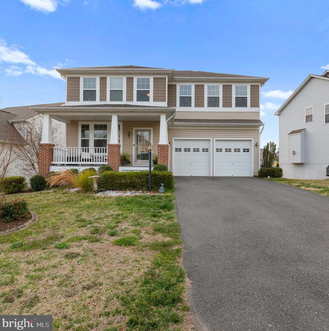 18578 Quantico Gateway Dr, Triangle, VA 22172