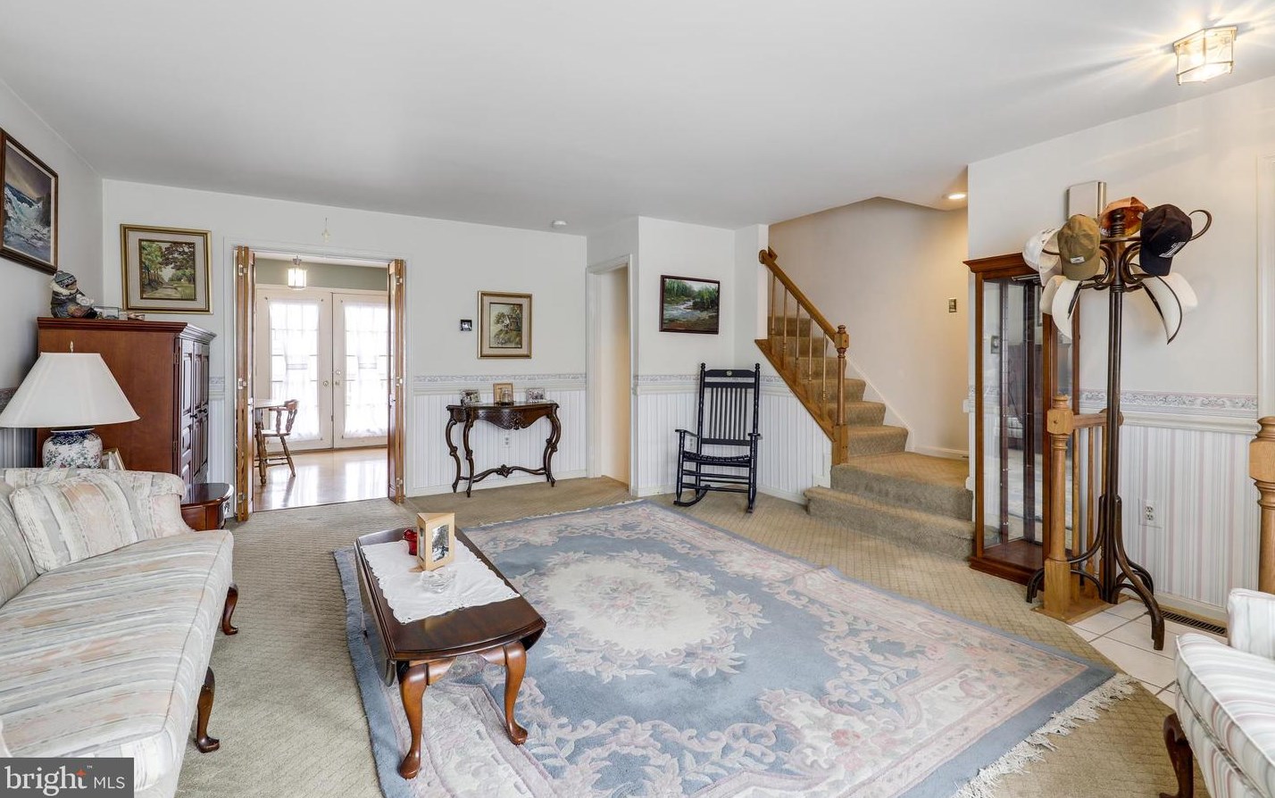 14493 Whisperwood Ct, Dumfries, VA 22025-1133