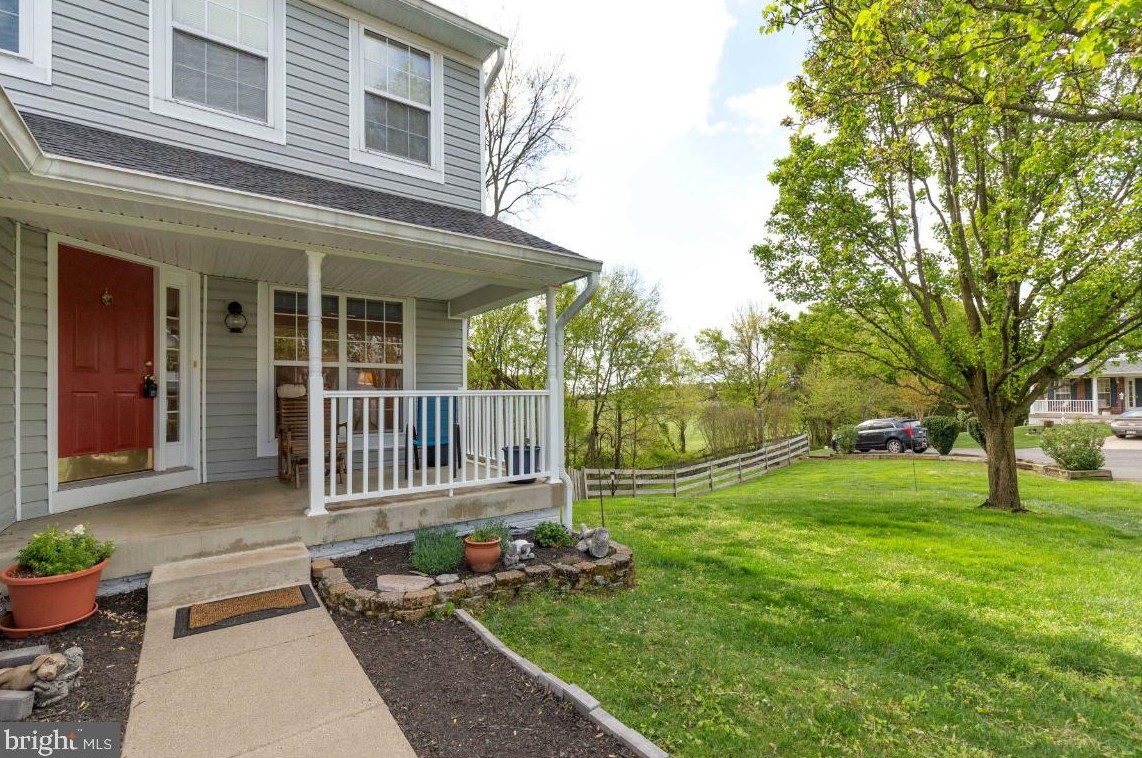 9875 Rainleaf Ct, Bristow, VA 20136
