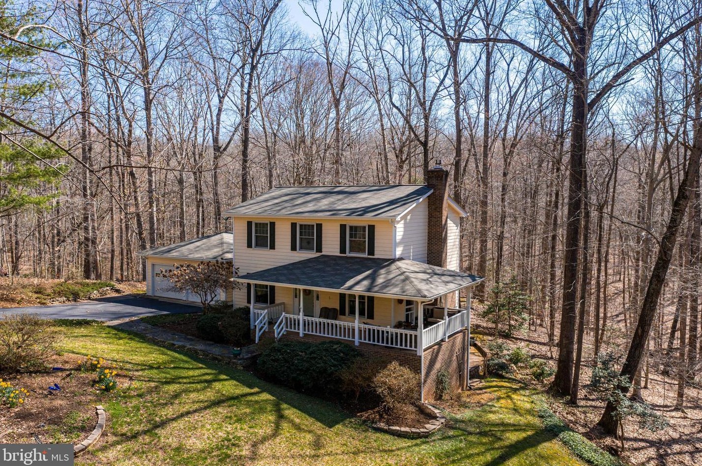 7193 Hall Tavern Ct, Manassas, VA 20112-3254