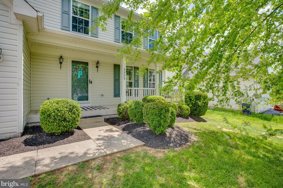 3329 Anne De Bourgh Dr, Triangle, VA 22172