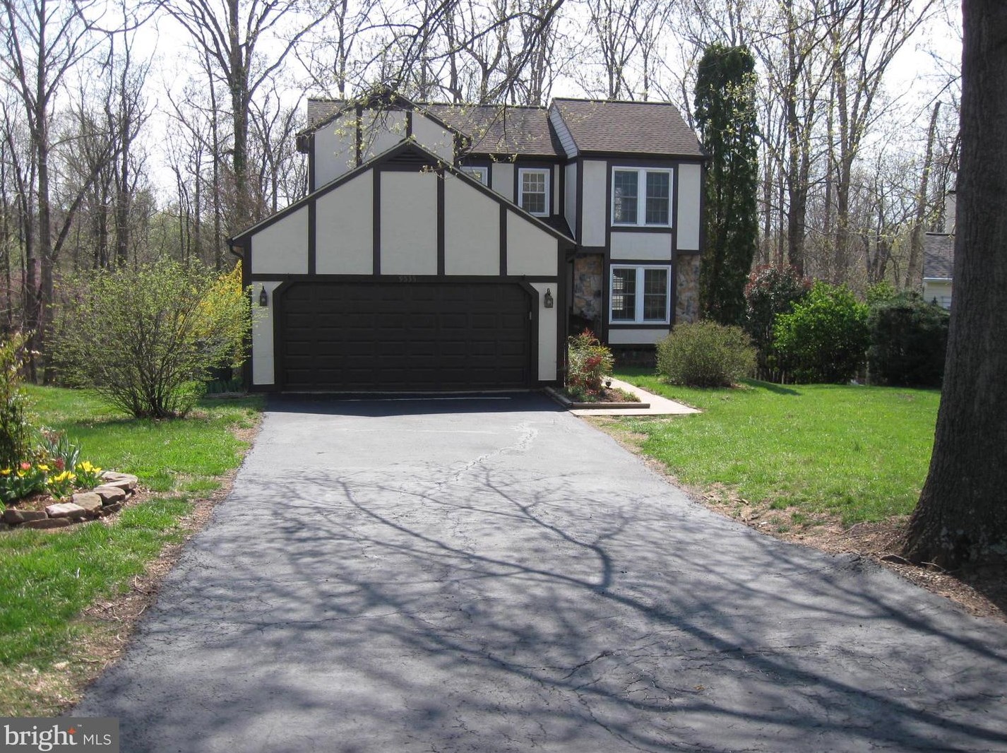9535 Country Roads Ln, Manassas, VA 20112-2780