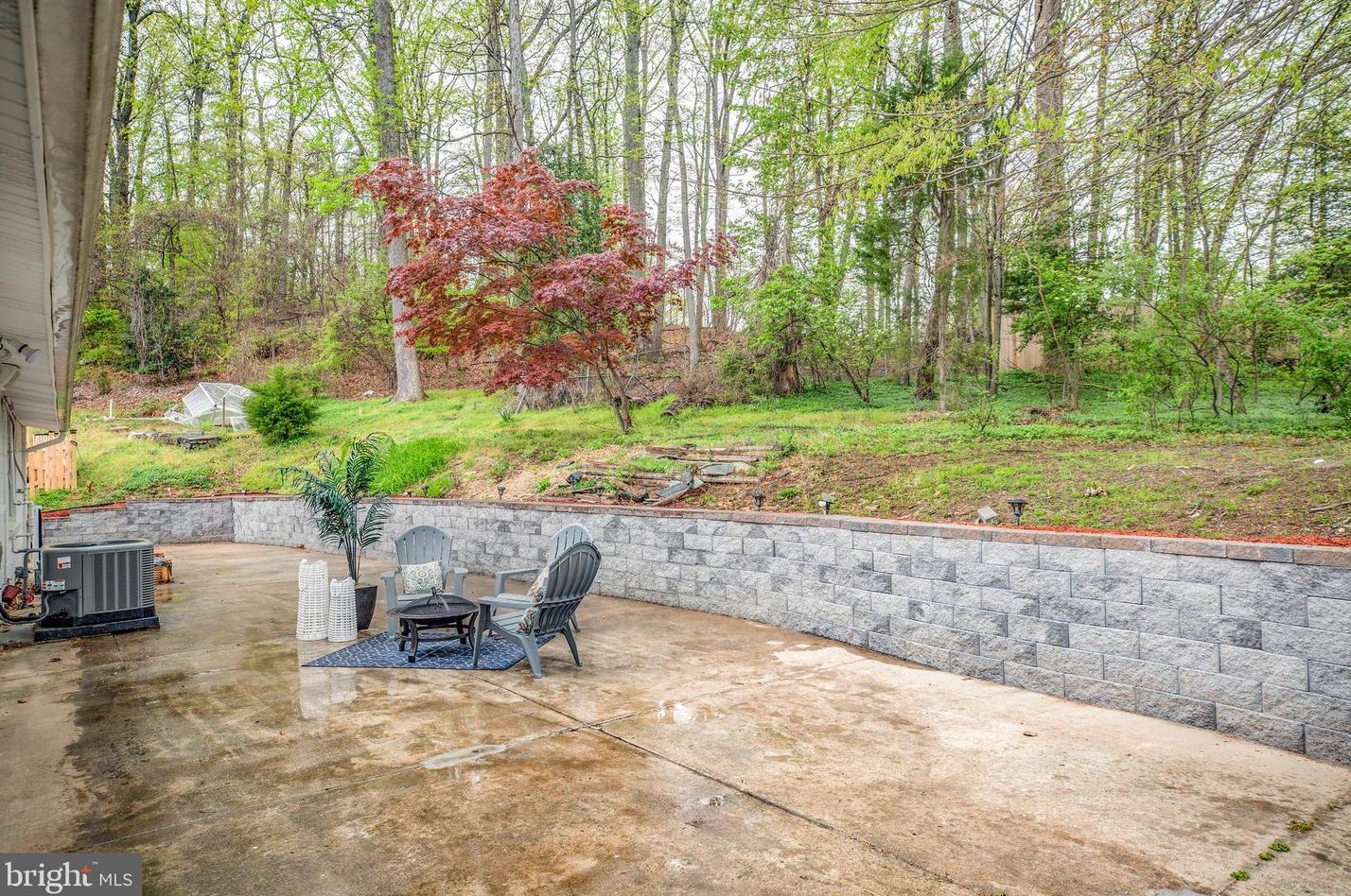 18322 Sharon Rd, Triangle, VA 22172