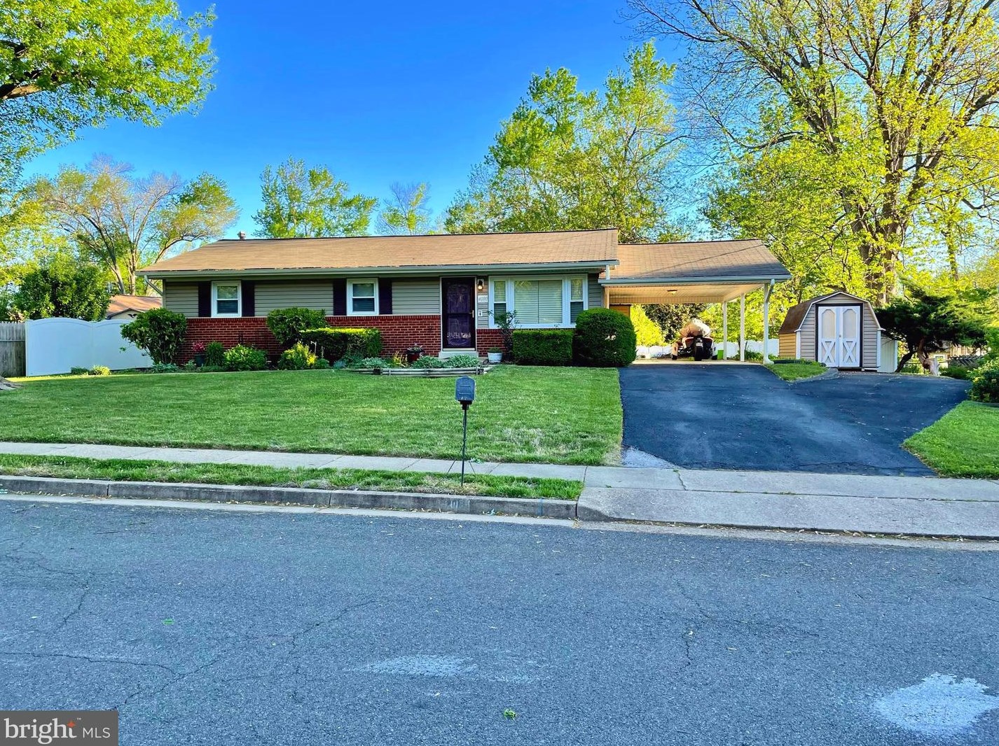 4080 Dominion Dr, Dumfries, VA 22026-2428