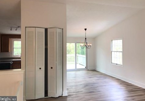 15513 Ridgecrest Dr, Dumfries VA  22025-1109 exterior