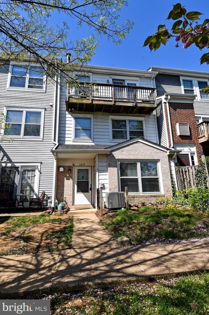 7879 Apache Ridge Ct, Manassas, VA 20109-7607