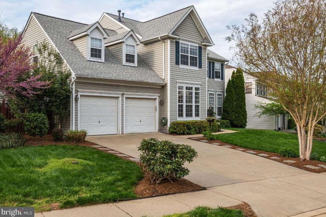 12333 Grimsby Ln, Bristow, VA 20136