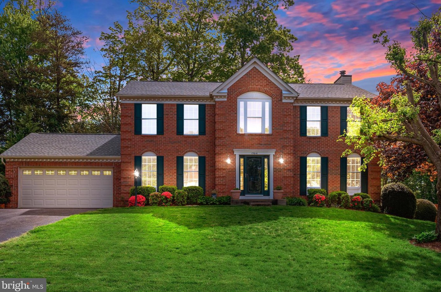 15641 Andover Heights Dr, Woodbridge, VA 22193-1072