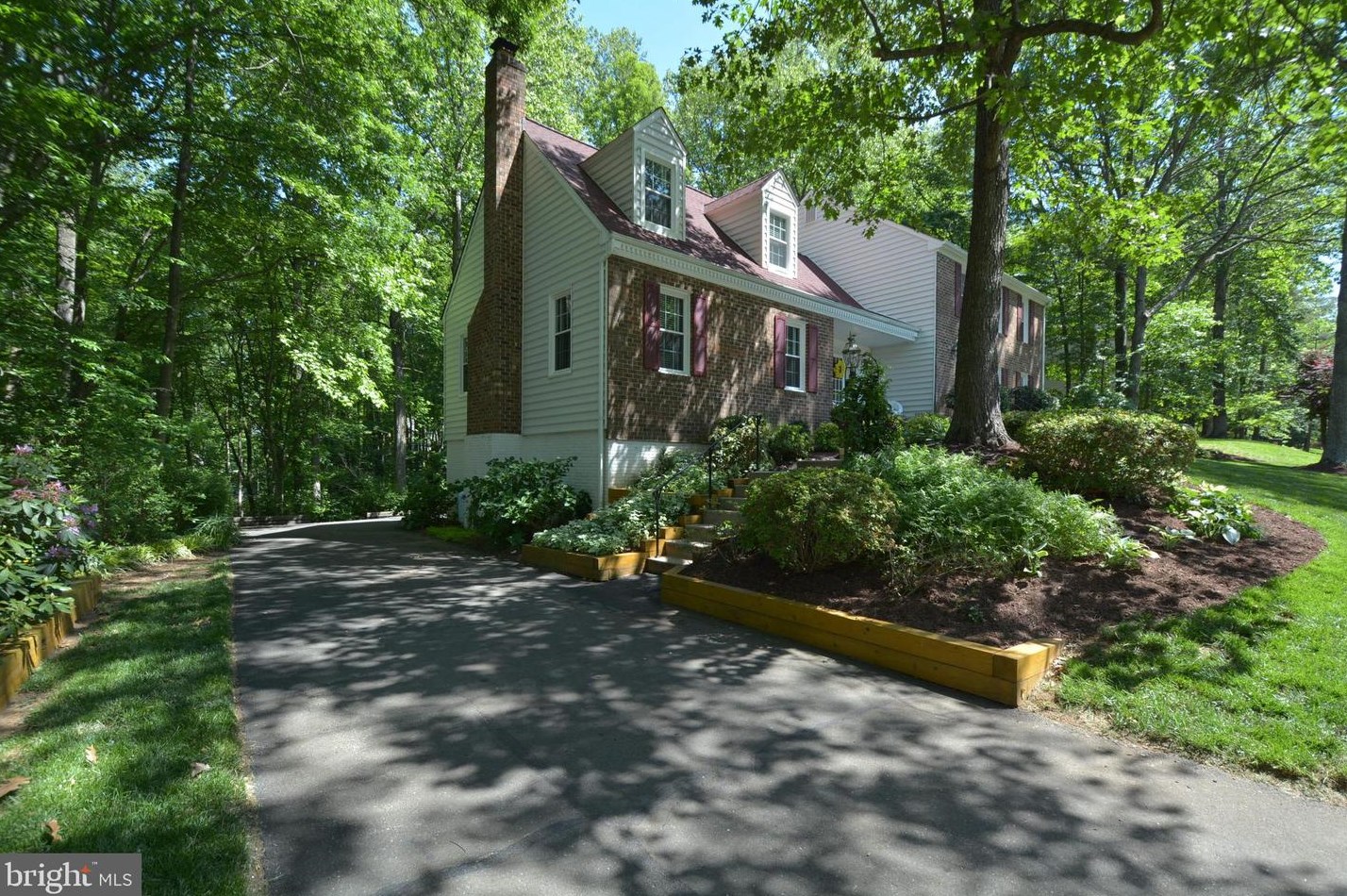 15795 Moncure Ct, Dumfries, VA 22025-1326