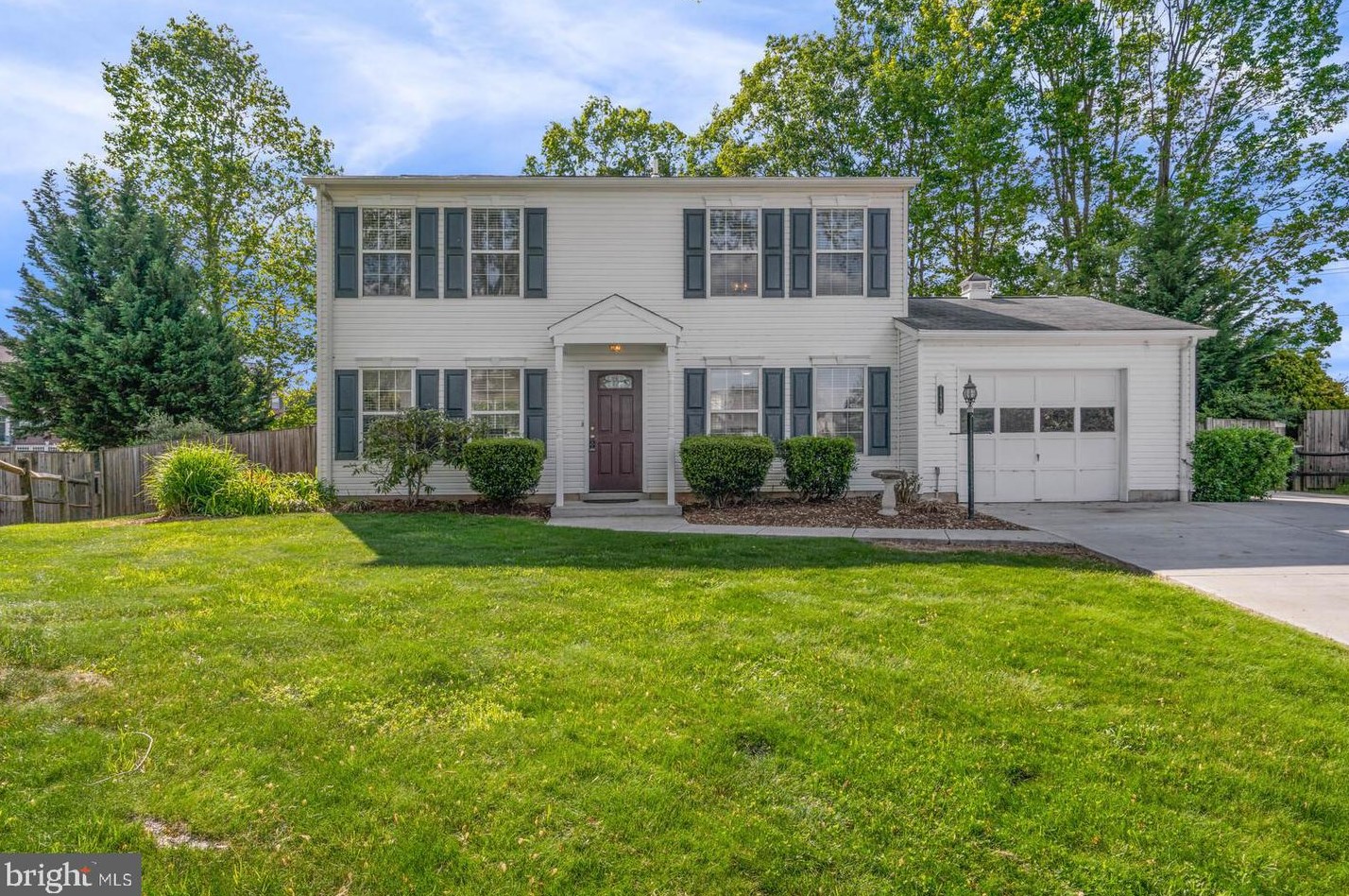 14437 Simmons Ln, Woodbridge, VA 22193