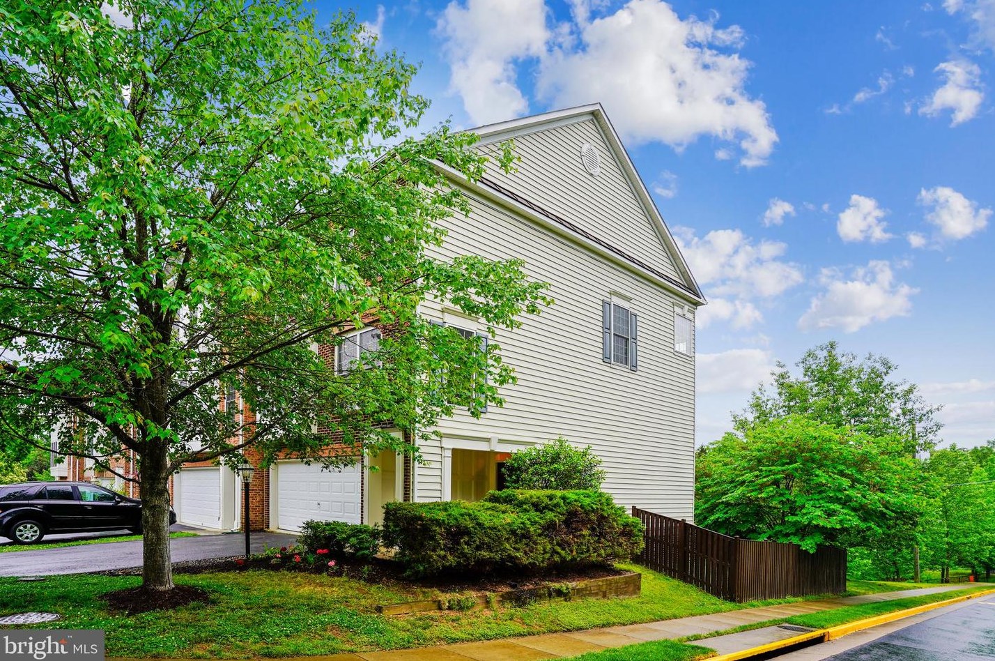 4311 Stone Mountain Ct, Dumfries, VA 22025-2034