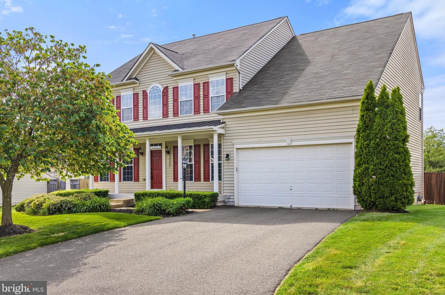8758 Comfort Ct, Bristow, VA 20136