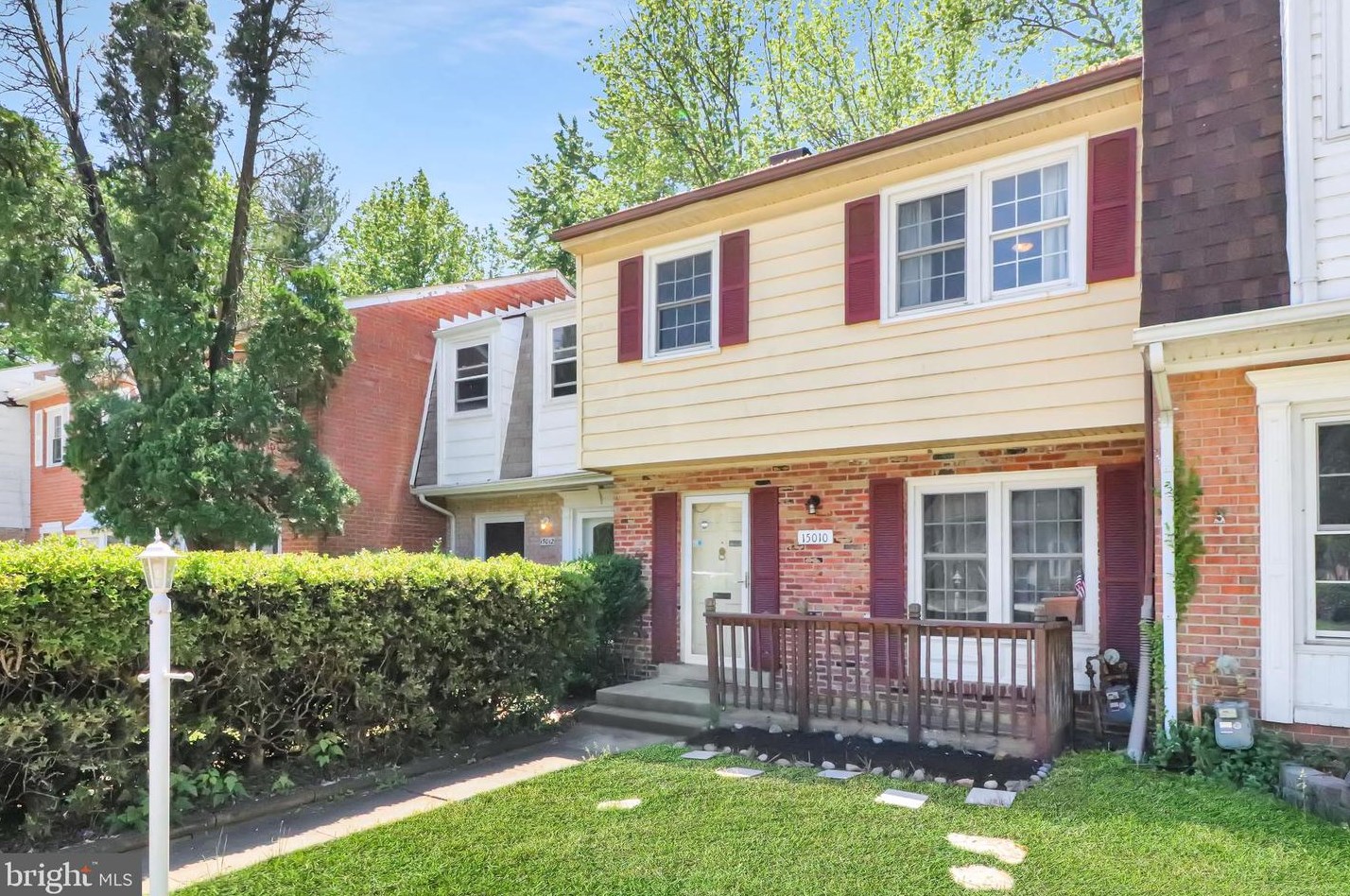 15010 Ashdale Cir, Woodbridge VA  22193-1114 exterior