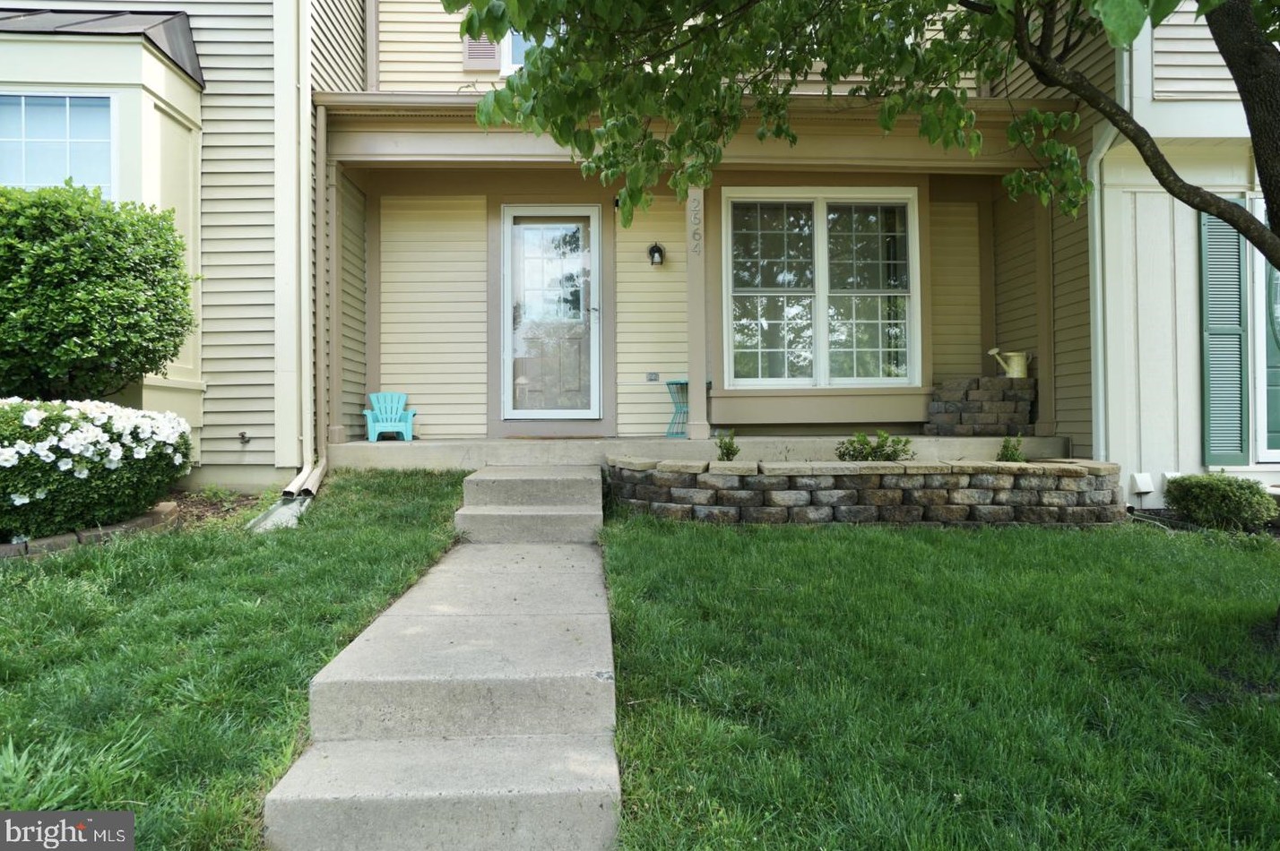 2664 Mcguffeys Ct, Woodbridge, VA 22191-5100