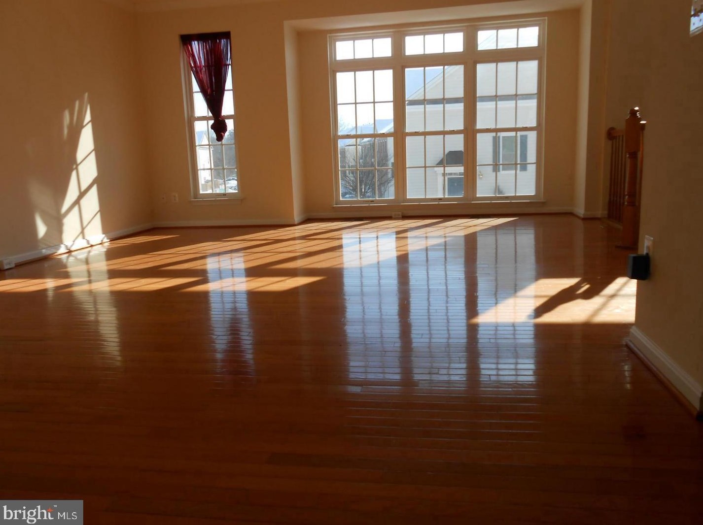 17582 Victoria Falls Dr, Dumfries, VA 22025-2023