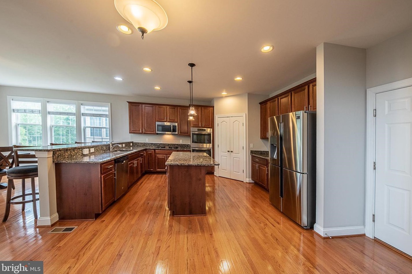 8712 Linton Hall Rd, Bristow, VA 20136