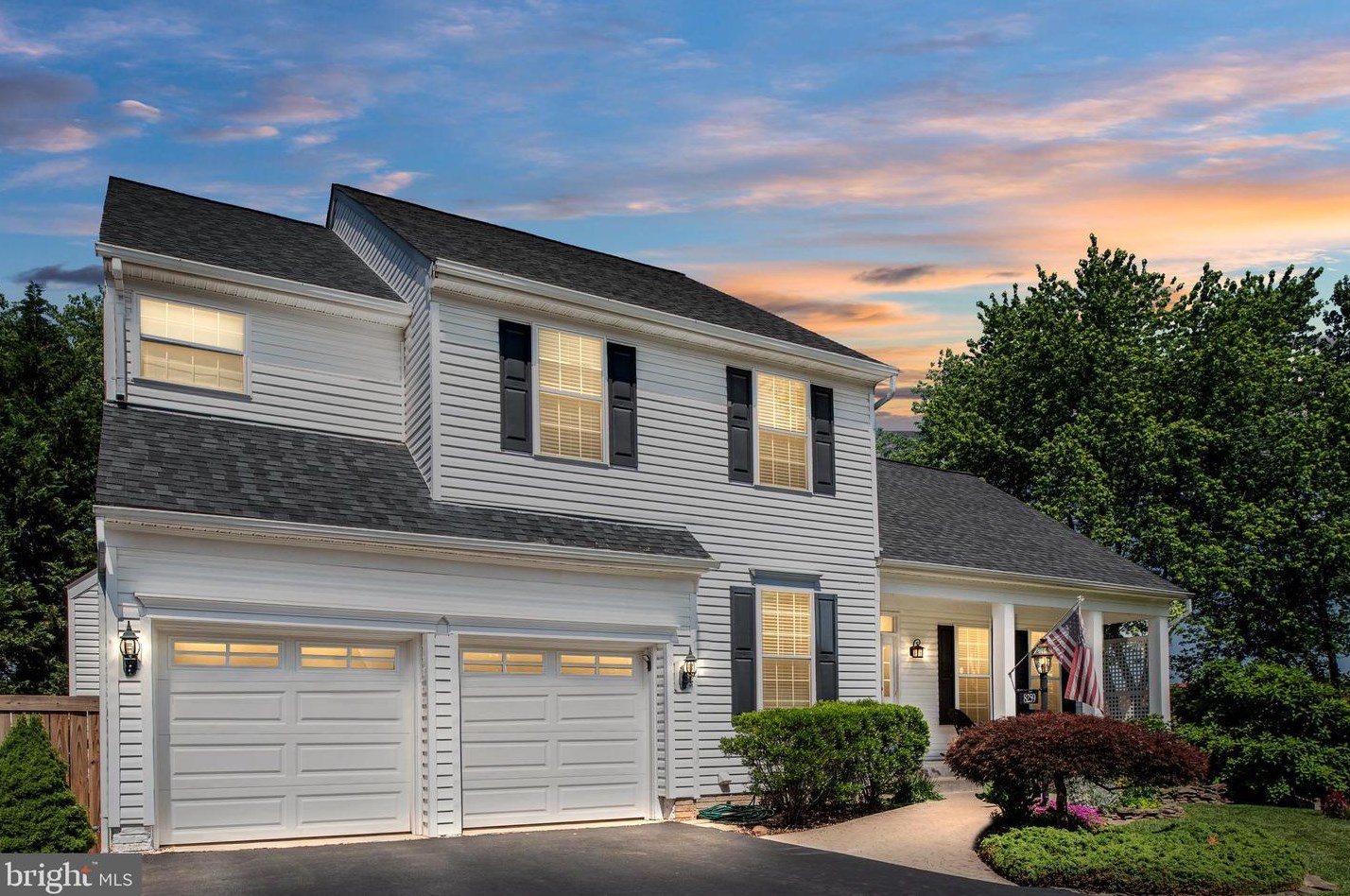 8259 Plum Ct, Manassas, VA 20111-8001