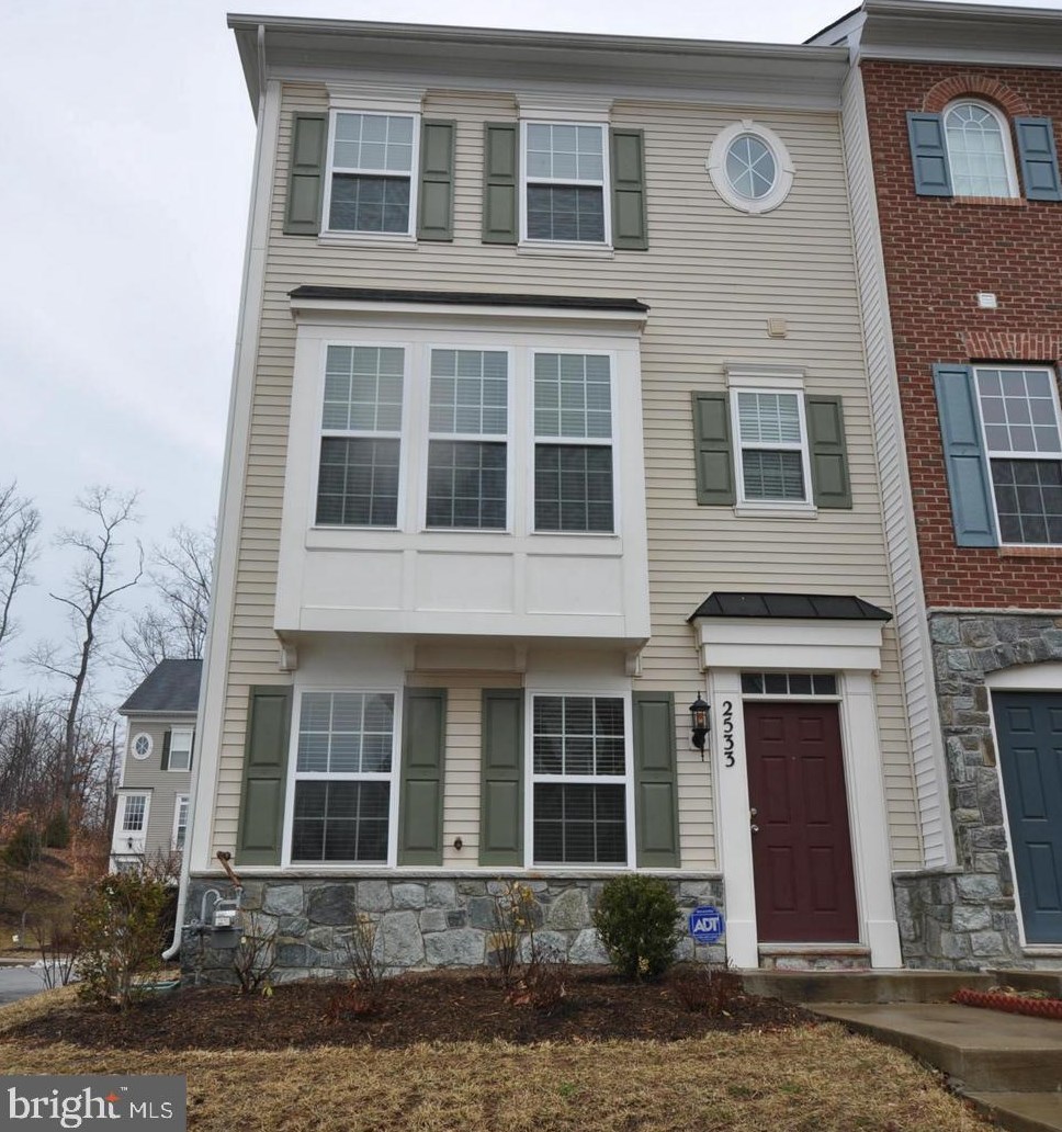 2533 Basin View Ln, Woodbridge, VA 22191