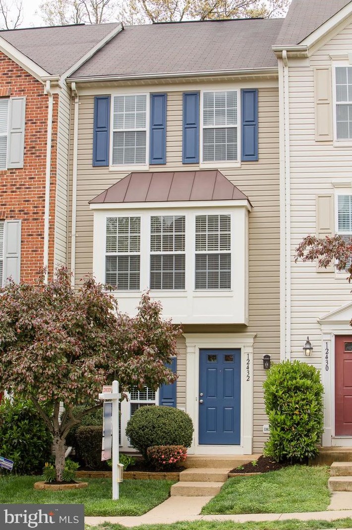 12432 Selkirk Cir, Bristow, VA 20136