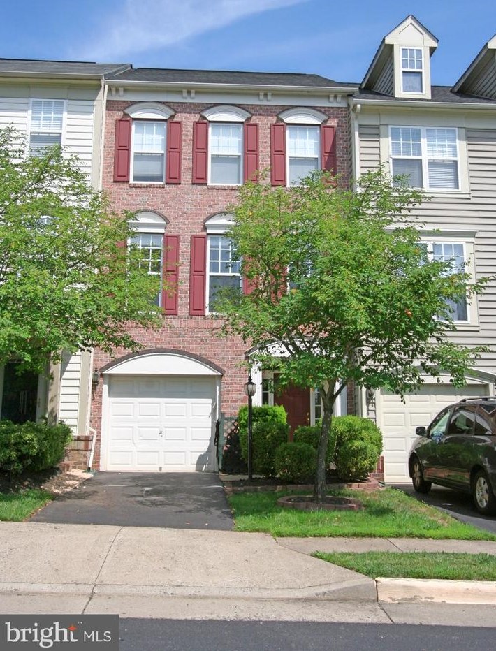 9167 Ribbon Falls Loop, Bristow, VA 20136