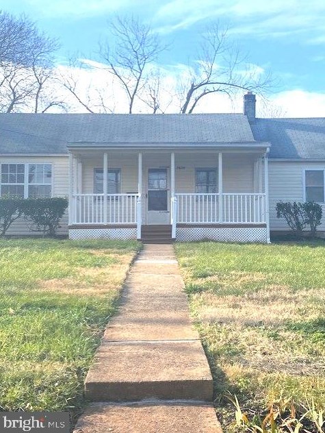 7636 Chestnut St, Manassas, VA 20111