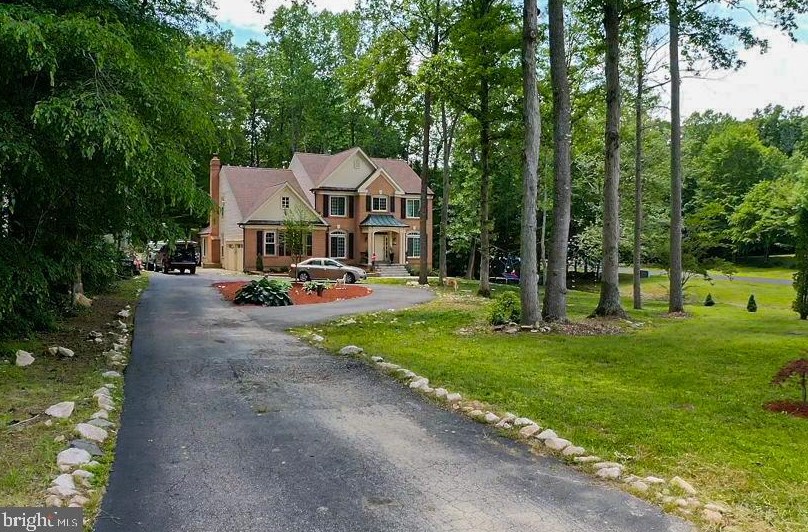 13760 Holly Forest Dr, Manassas, VA 20112-3867