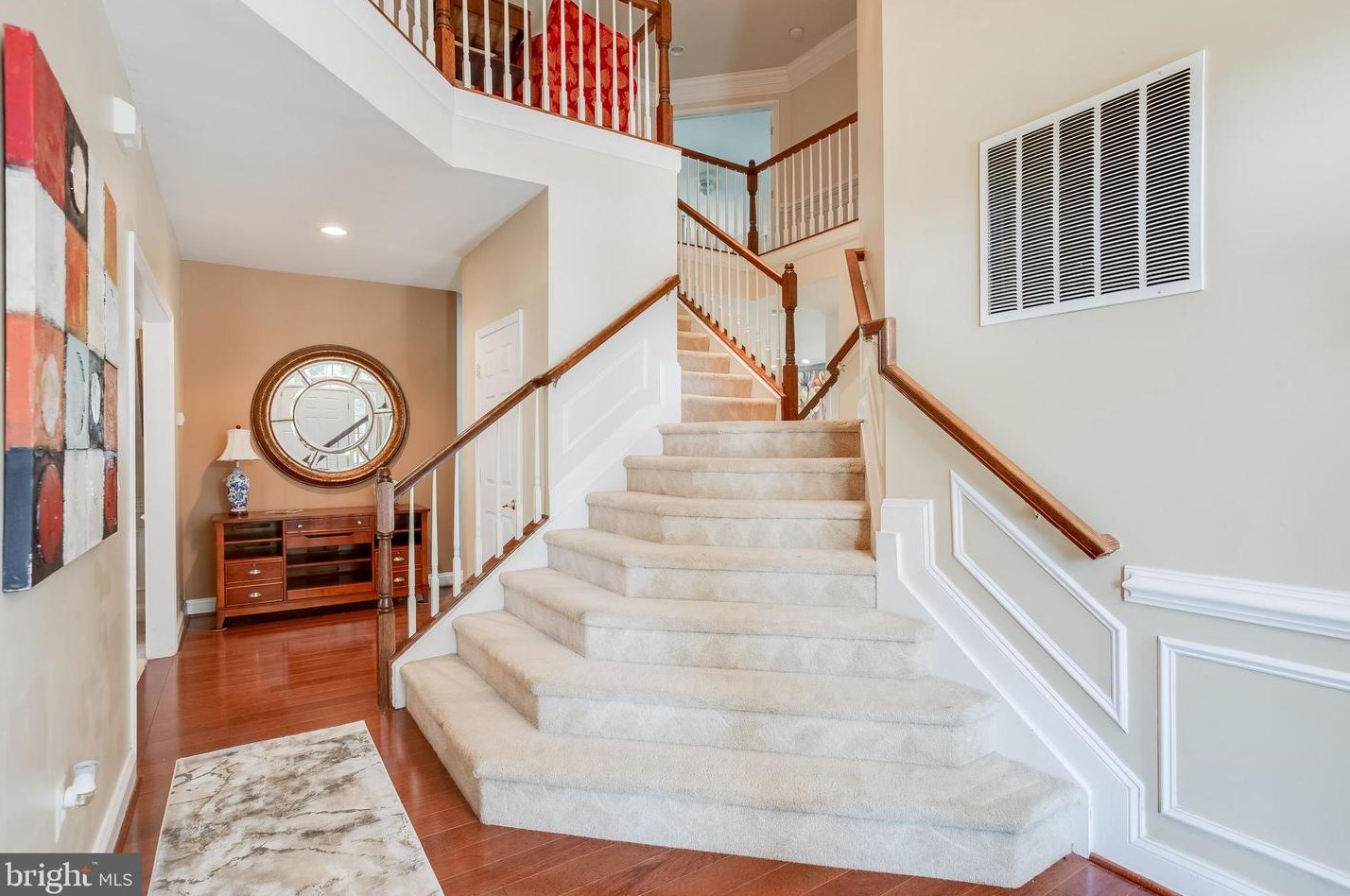 19142 Potomac Crest Dr, Triangle, VA 22172
