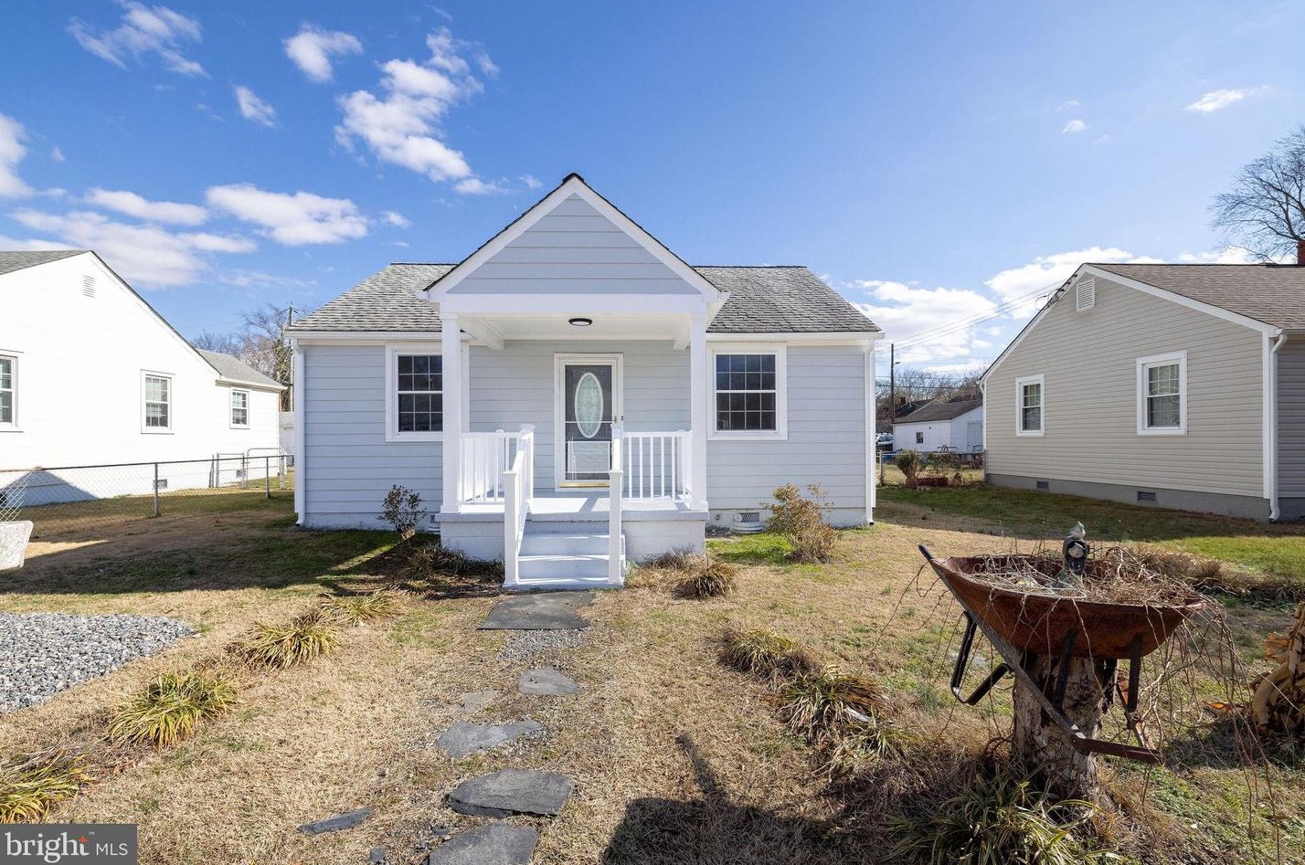 1005 Forest View Dr, Richmond, VA 23225