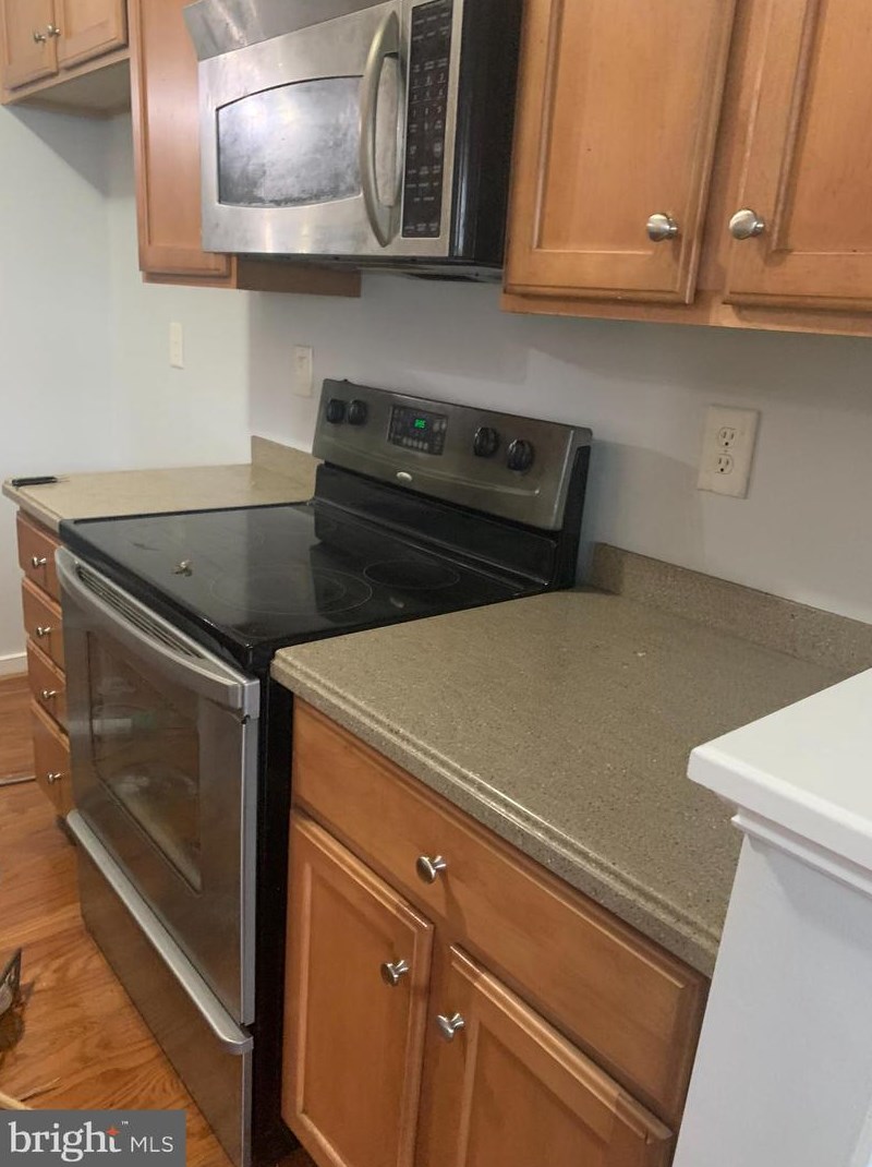 6766 Grand Brook Cir, Richmond VA  23225-4161 exterior