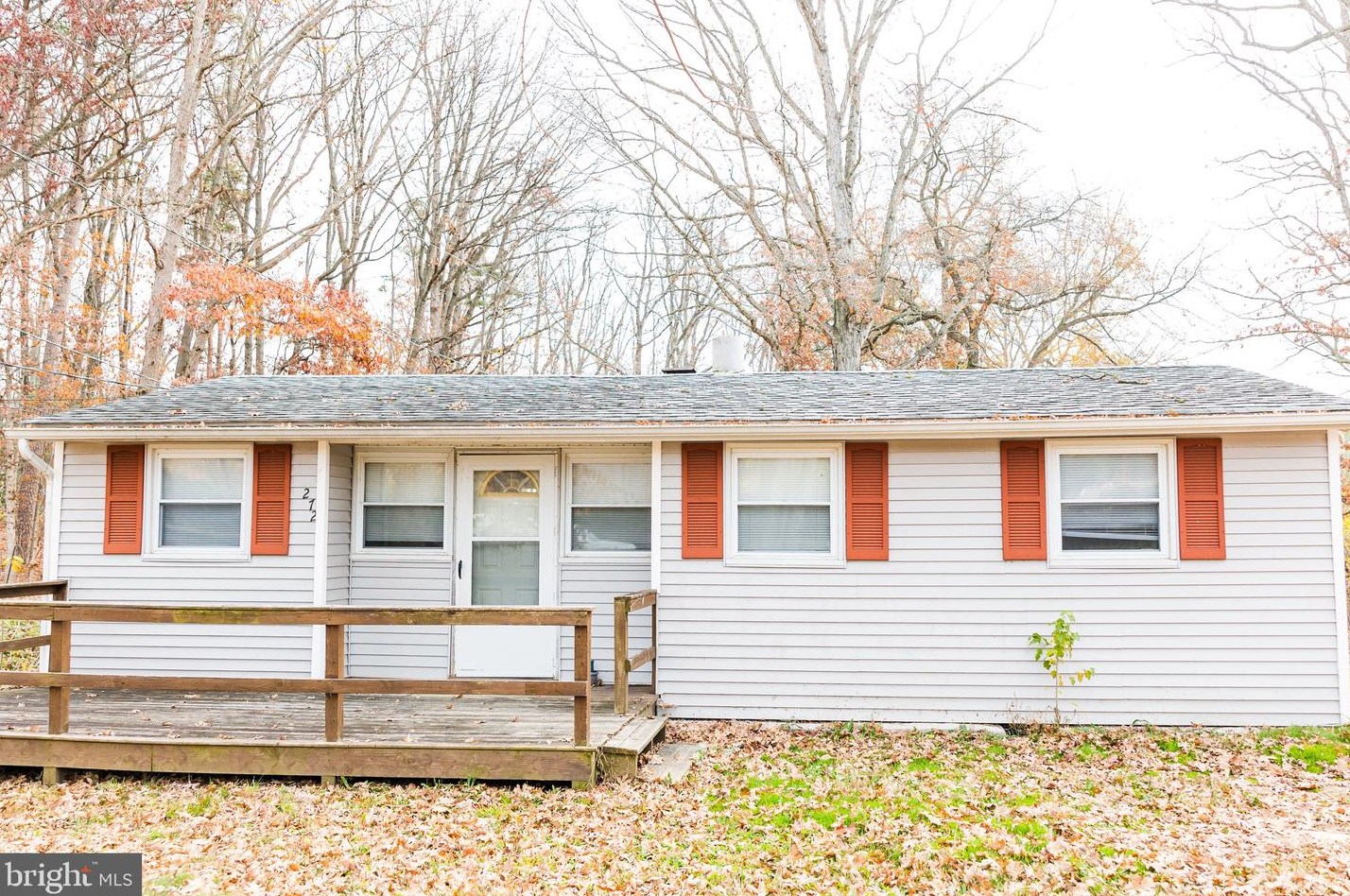 272 Bloomer Springs Rd, Mc Gaheysville, VA 22840-2339